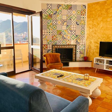 Donna Filomena Casa Vacanza Park Bougainville Salerno Esterno foto